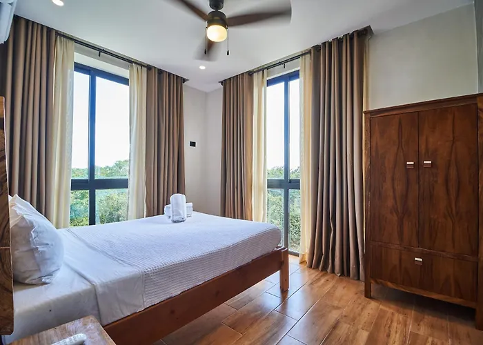 Casa Baay - Private 17 Bedroom House, 34 Pax, Rooftop And Pool + Concierge Tulum